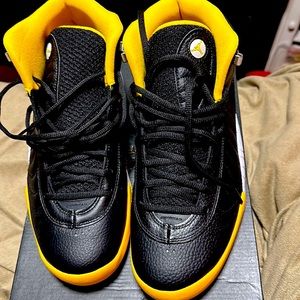 Jordan jumpman pro black university gold